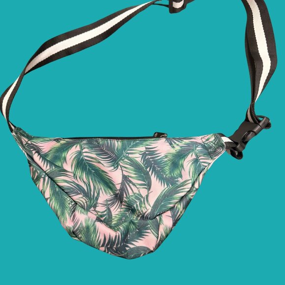 🌴 Tropical Palm Leaf Print Fanny Pack | Adjustable Belt Bag | Summer Festival - Picture 3 of 5